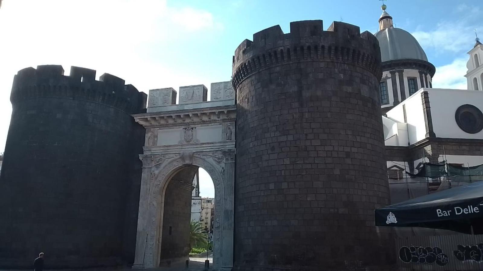 那不勒斯Puntoxenia Torri Aragonesi公寓 外观 照片